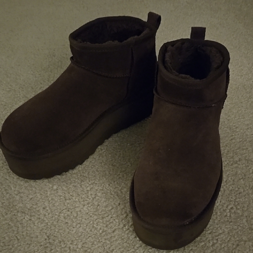 Ugg Boots Chocolate Brown